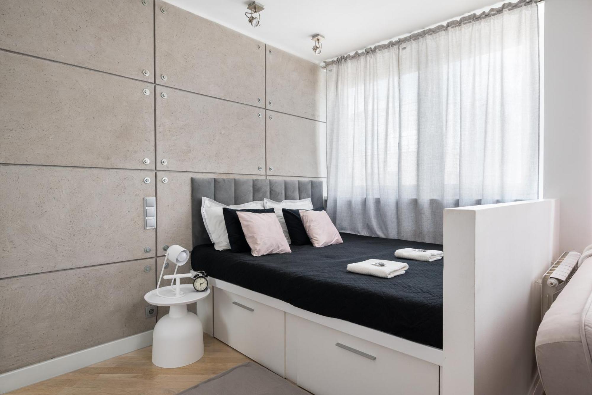 Air-conditioned Premium Loft Skyline Only 900 M To Station Apartament